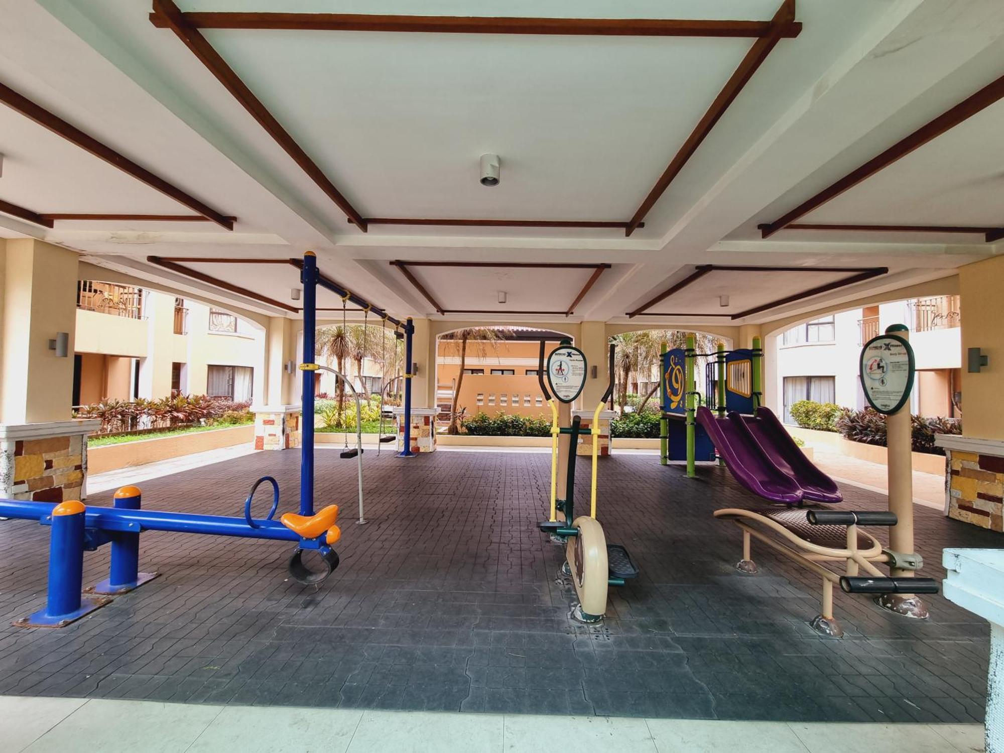 Legarse Staycation At Montecito Residential Resort Манила Экстерьер фото